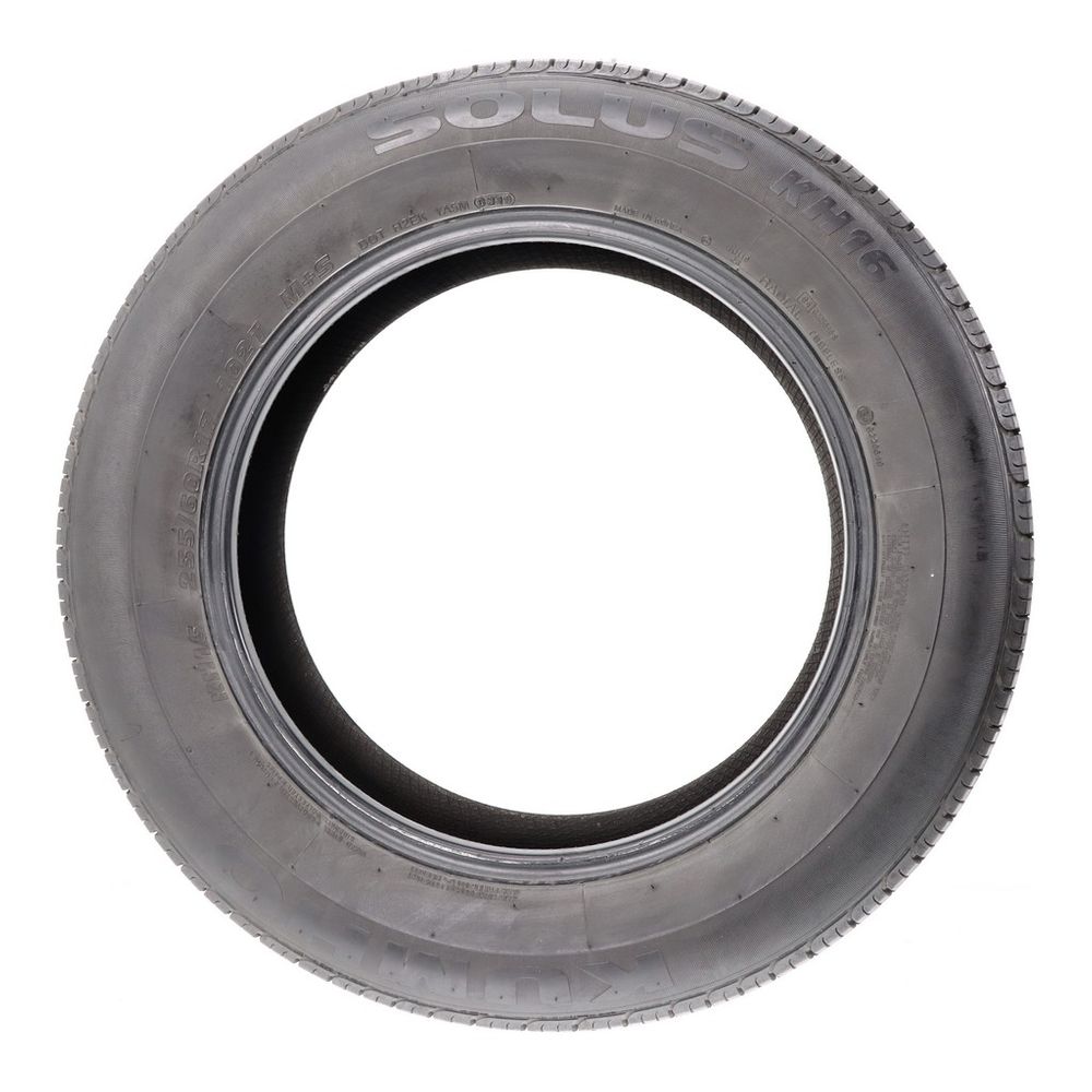 Used 235/60R17 Kumho Solus KH16 102T - 6.5/32 - Image 3