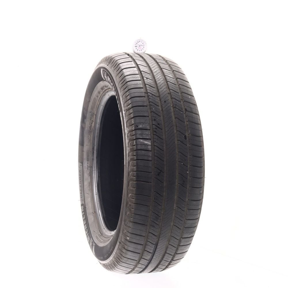 Set of (2) Used 245/60R18 Michelin Defender 2 105H - 9.5-10/32 - Image 4
