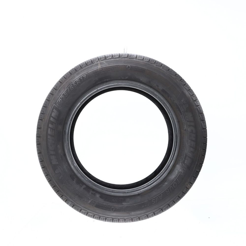 Set of (2) Used 225/65R17 Michelin X Tour A/S T+H 102H 9/32 Utires