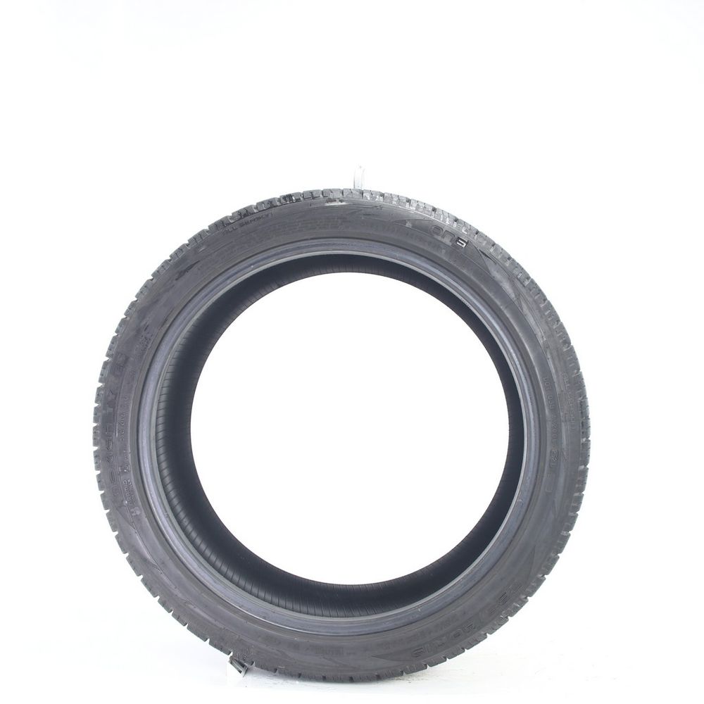 Set of (2) Used 235/40R19 Nokian One 96V - 7.5-8.5/32 - Image 6