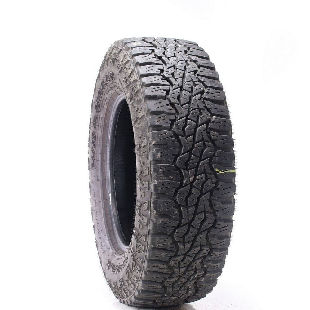 Set of (2) Used LT 275/70R18 Goodyear Wrangler Ultra Terrain AT 125/122Q E - 12.5-14/32 - Image 4