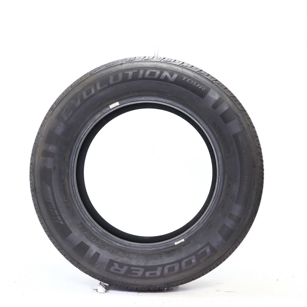 Used 235/65R17 Cooper Evolution Tour 104T - 5.5/32 - Image 3