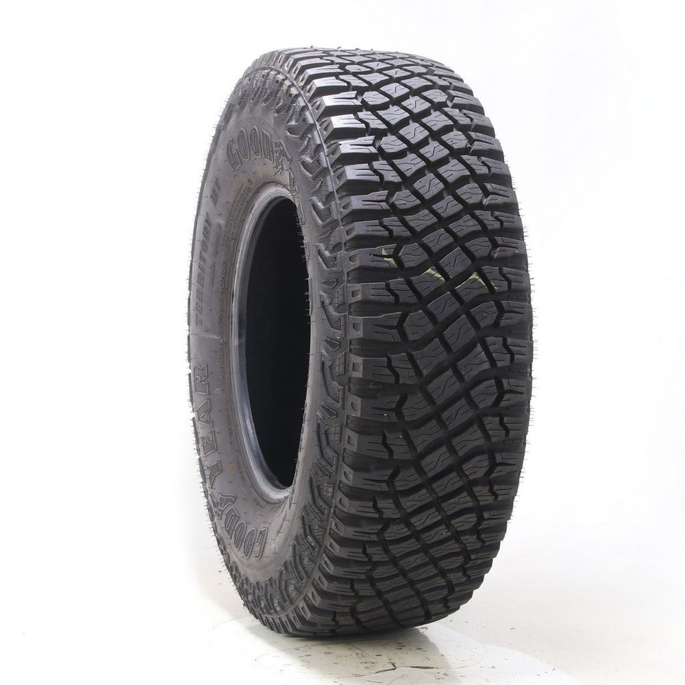 Used LT 315/70R17 Goodyear Wrangler Territory MT 113/110S C - 16/32 - Image 1