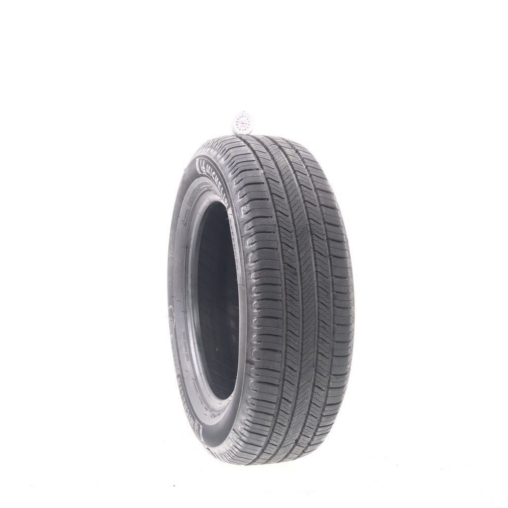 Used 225/65R17 Michelin Defender 2 102H - 10.5/32 - Image 1