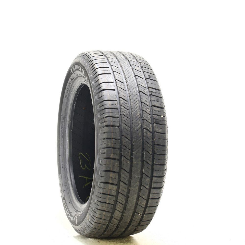 Set of (2) Driven Once 225/55R17 Michelin Defender 2 101H - 11/32 - Image 1