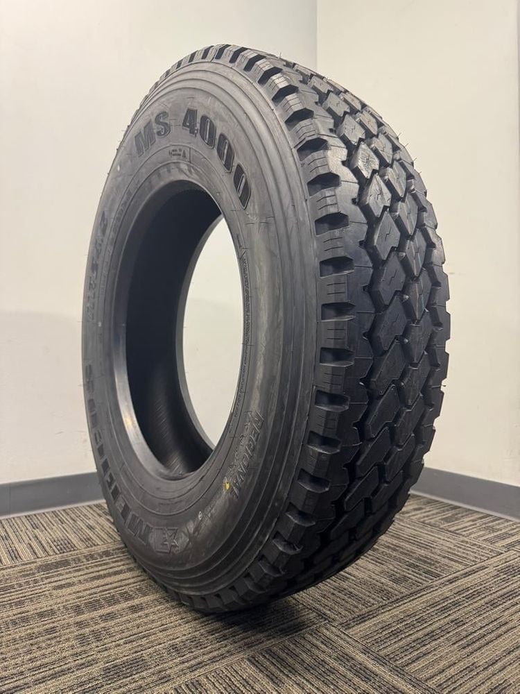 Set of (2) New 11R24.5 Americus MS 4000 149/146L - Image 1