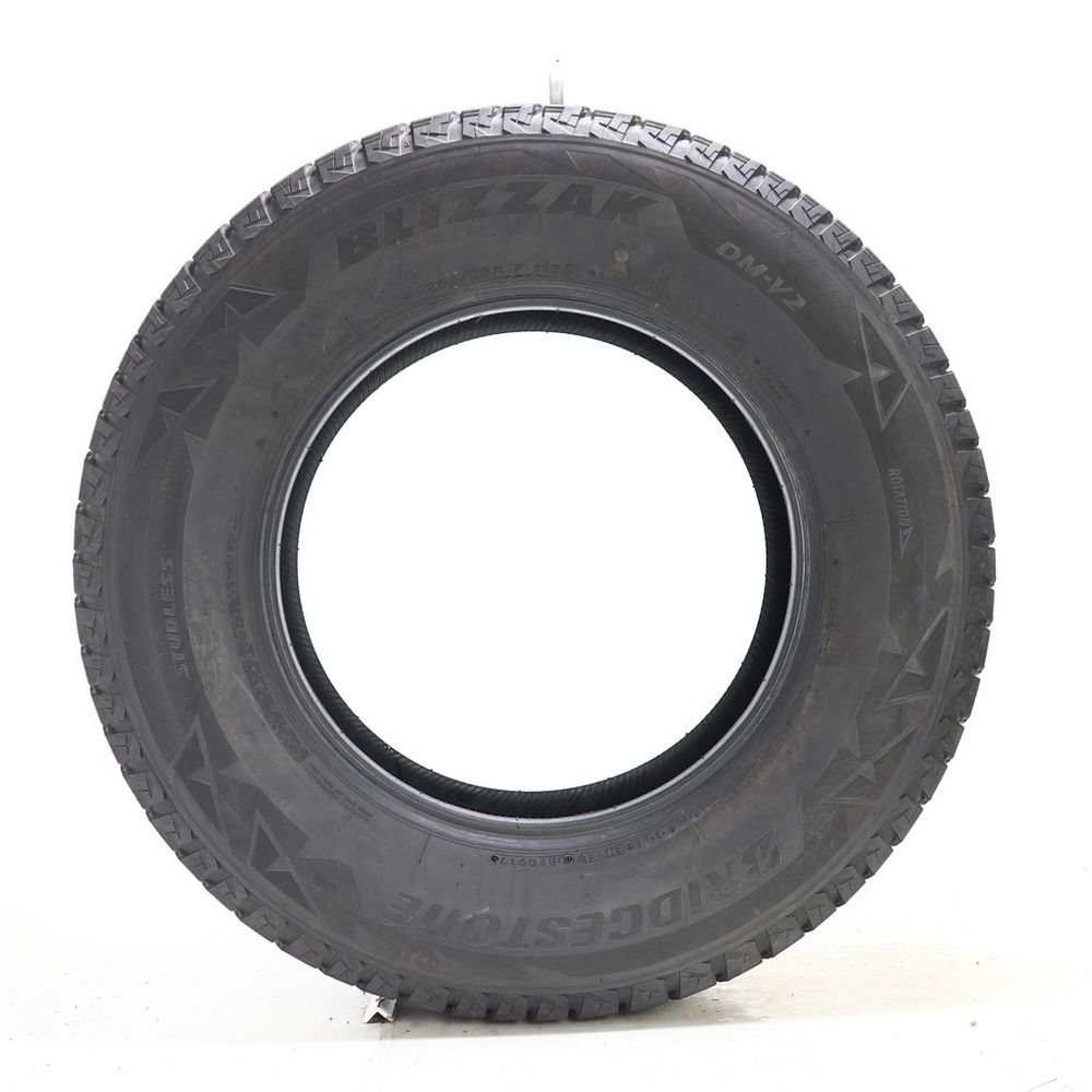 Used 255/70R17 Bridgestone Blizzak DM-V2 112S - 9/32 - Image 3