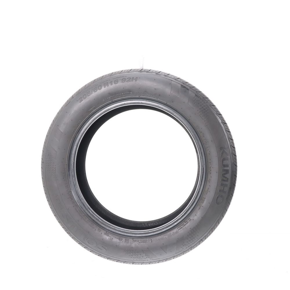 Used 205/60R16 Kumho Solus TA31 92H - 6.5/32 - Image 3