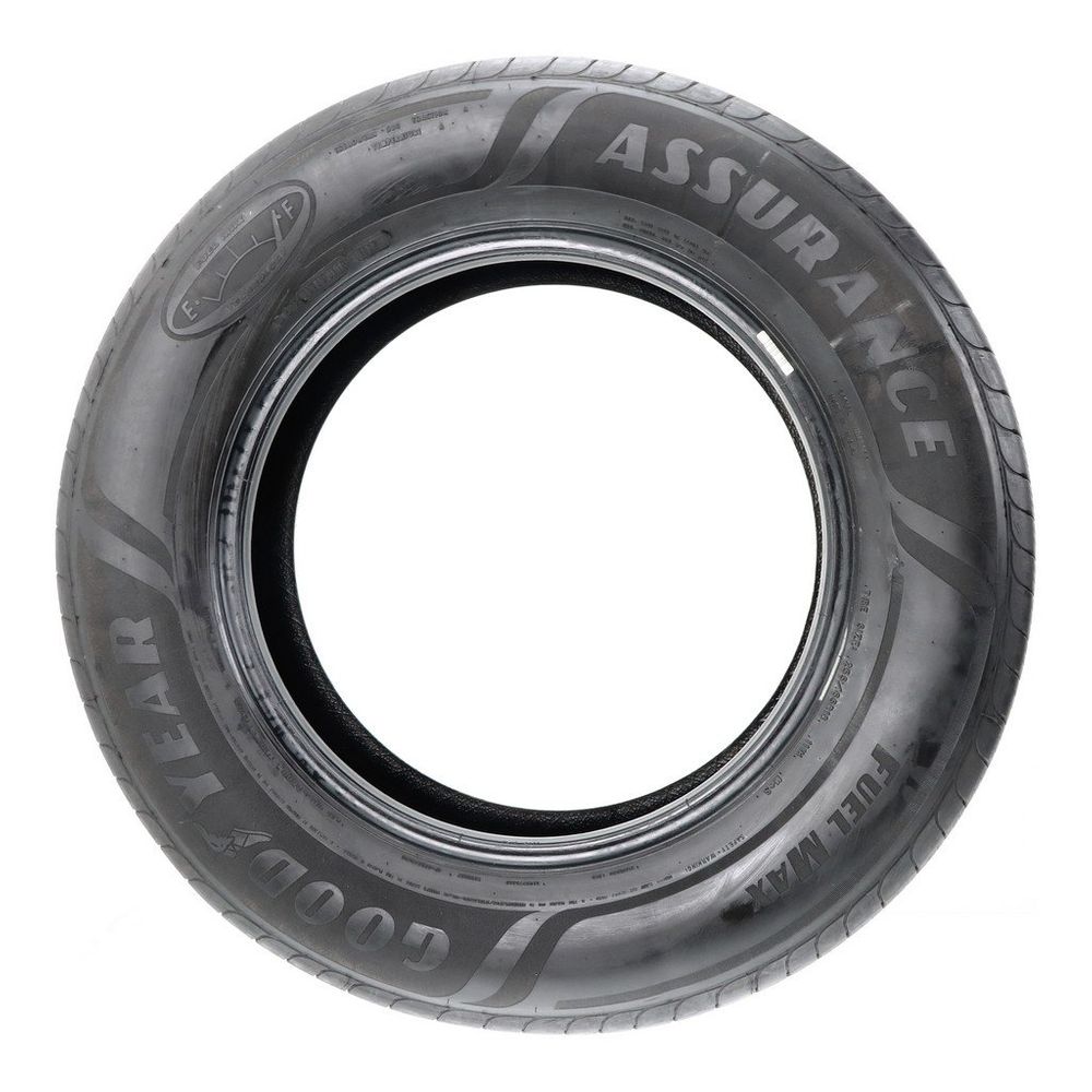 Set of (2) Used 255/65R18 Goodyear Assurance Fuel Max 111H - 8.5/32 - Image 3