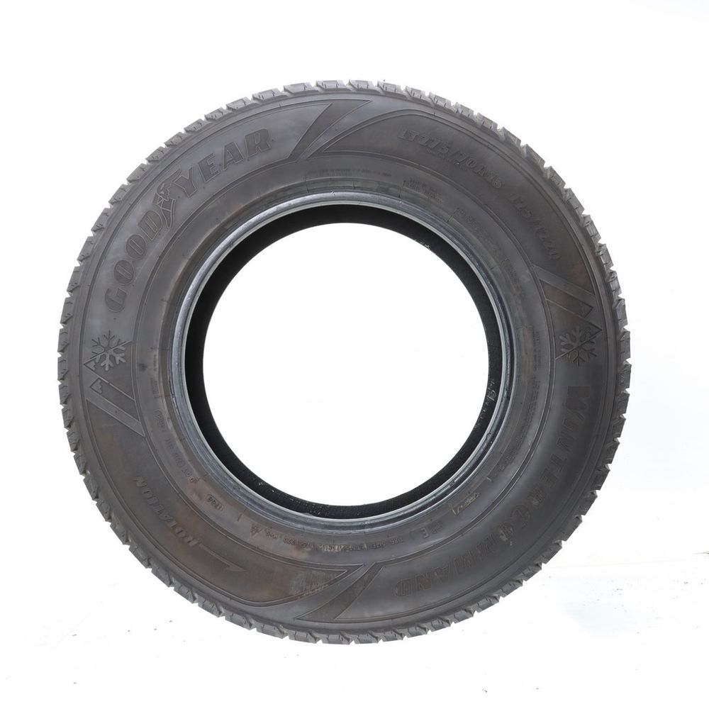 Used LT 275/70R18 Goodyear WinterCommand 125/122Q E - 6/32 - Image 3