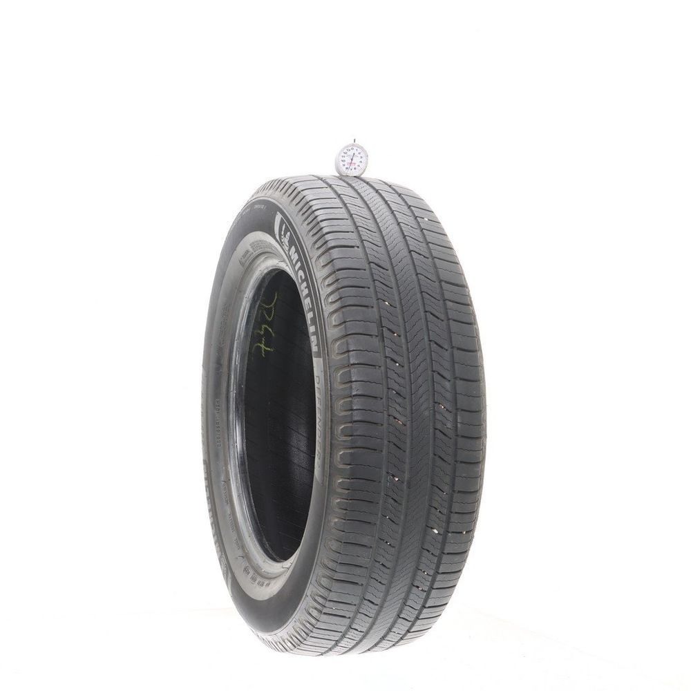 Set of (2) Used 225/65R17 Michelin Defender 2 102H - 7.5-9/32 - Image 1