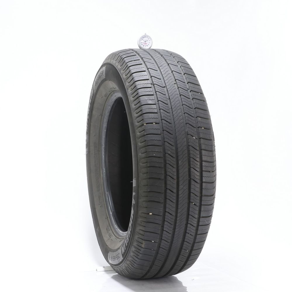 Set of (2) Used 255/65R18 Michelin Defender 2 111H - 9-9.5/32 - Image 4