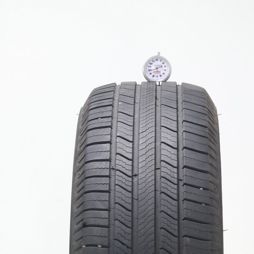 Set of (2) Used 255/65R18 Michelin Defender 2 111H - 9-9.5/32 - Image 5