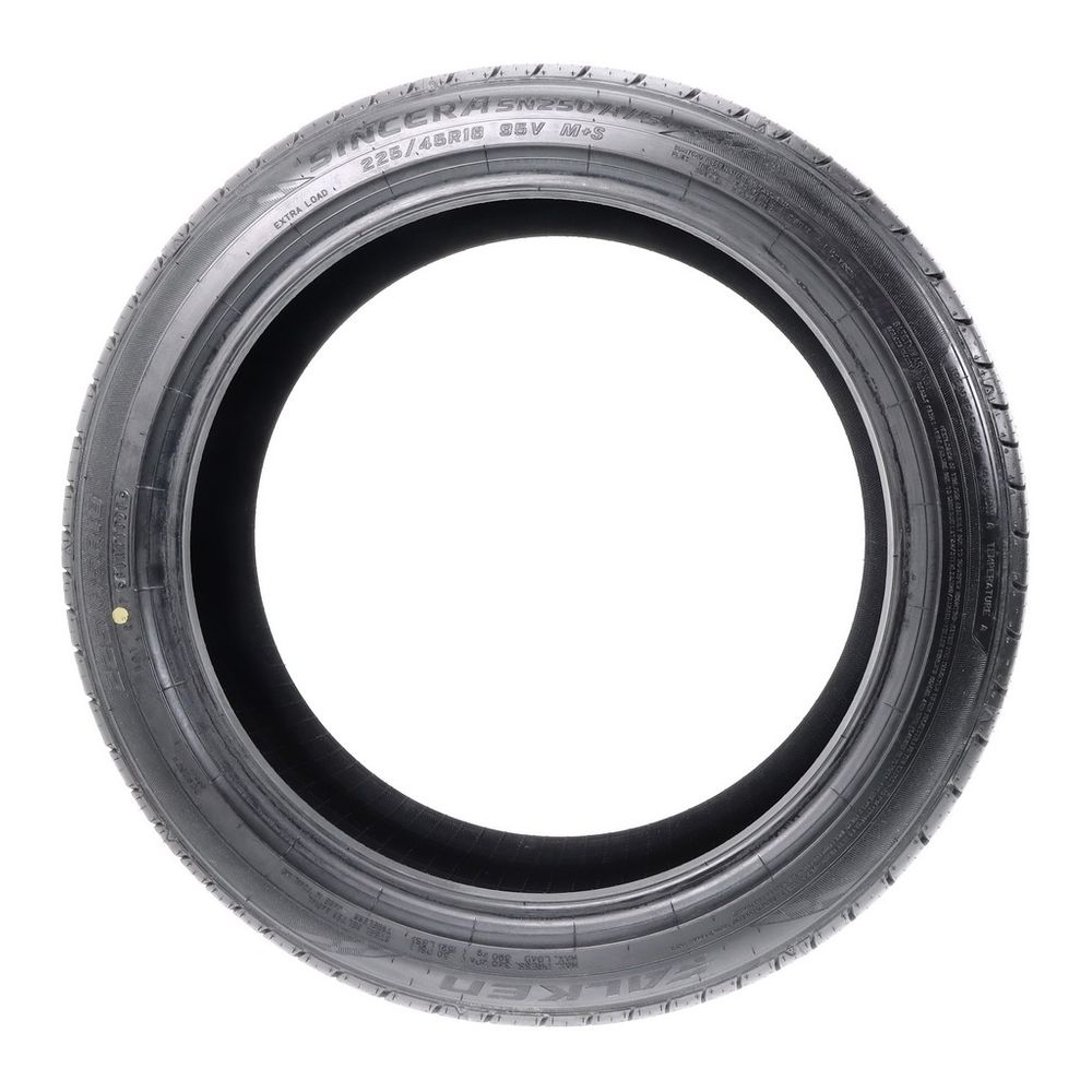 New 225/45R18 Falken Sincera SN250 A/S 95V - Image 3