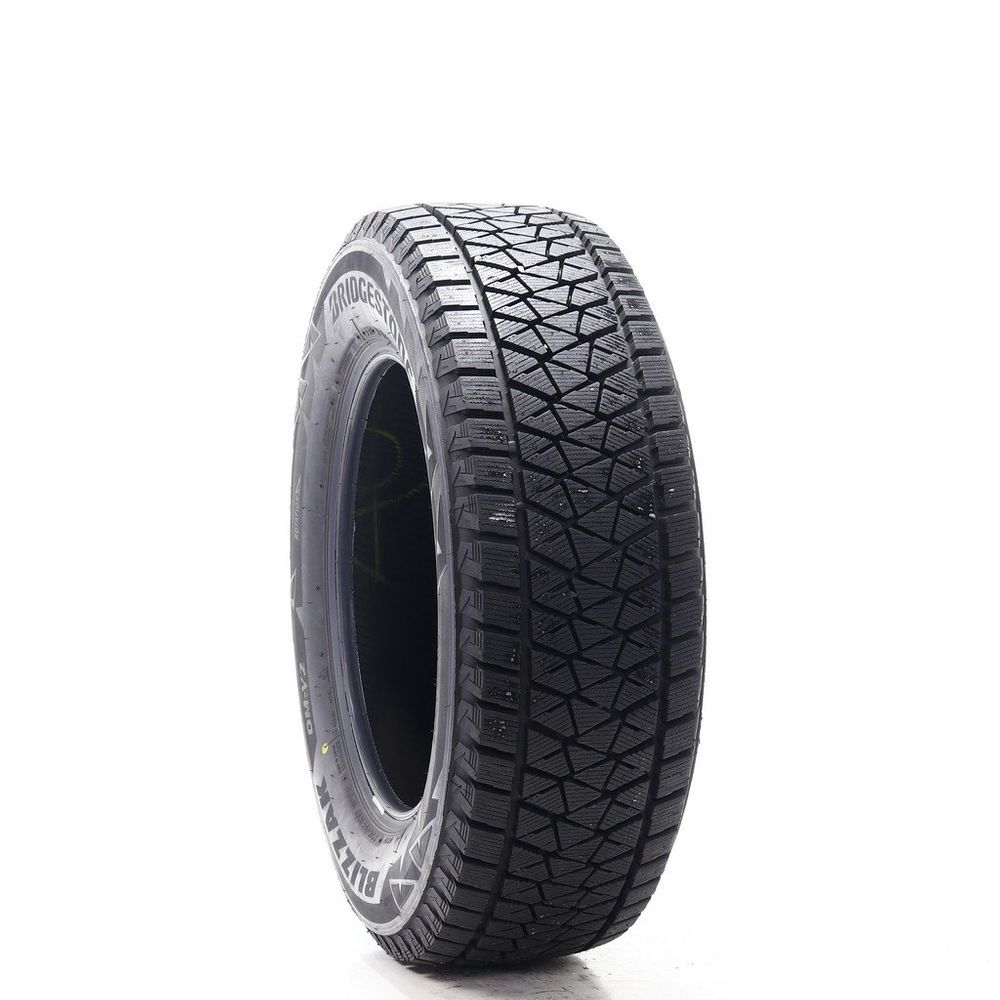 Driven Once 235/65R17 Bridgestone Blizzak DM-V2 108S - 12.5/32 - Image 1