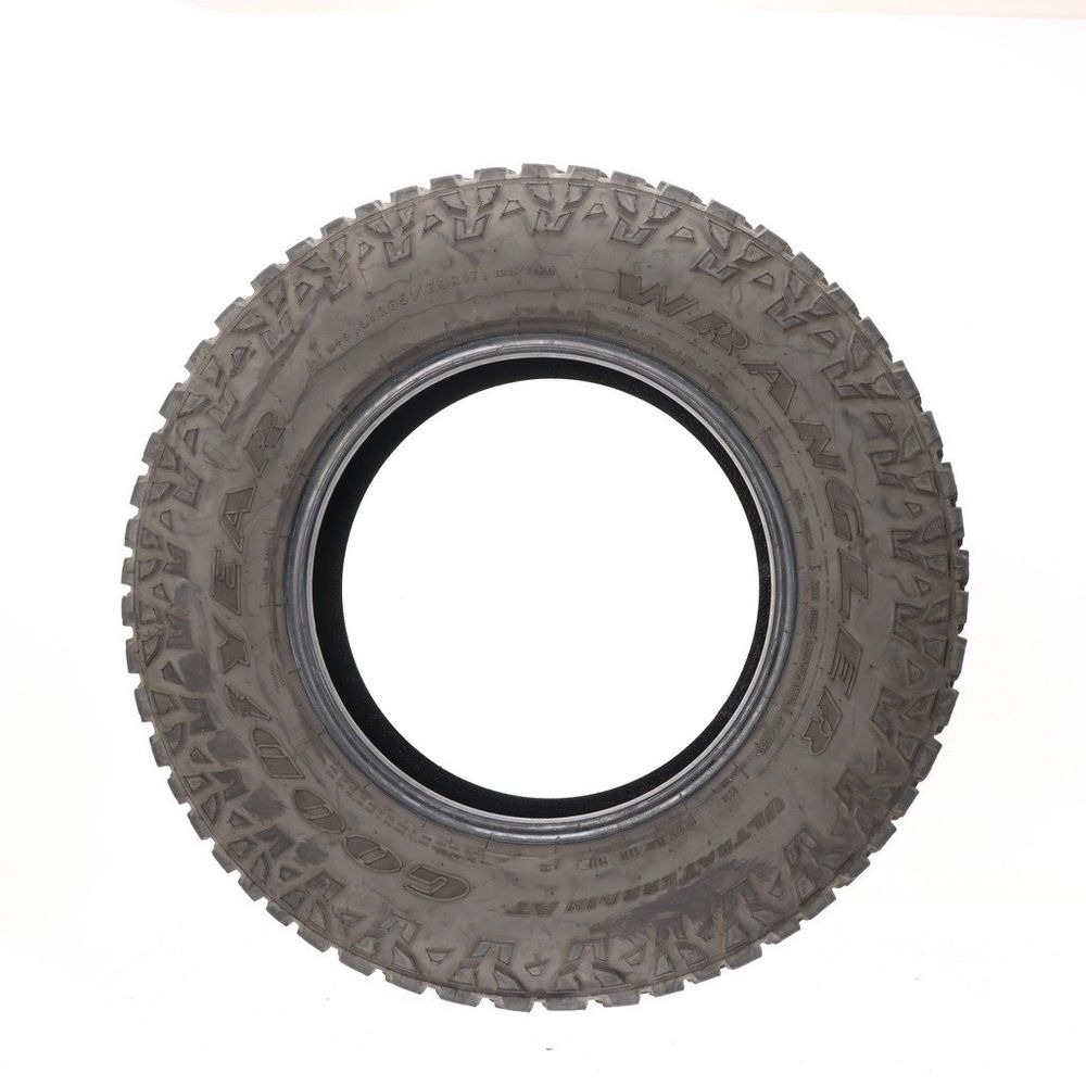 Set of (2) Used LT 265/70R17 Goodyear Wrangler Ultra Terrain AT 121/118Q E - 14/32 - Image 3