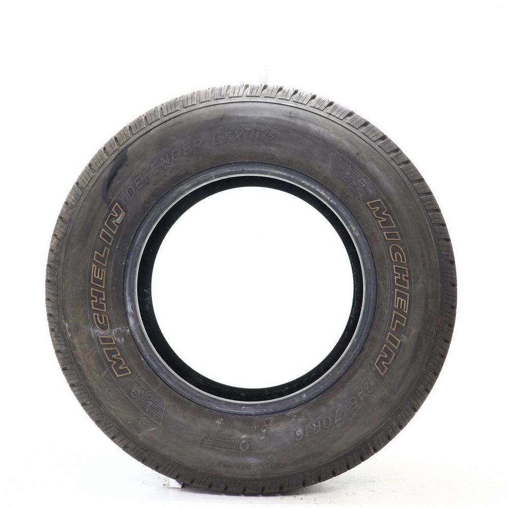 Set of (2) Used 245/70R16 Michelin Defender LTX M/S 107T - 8.5-9.5/32 - Image 3