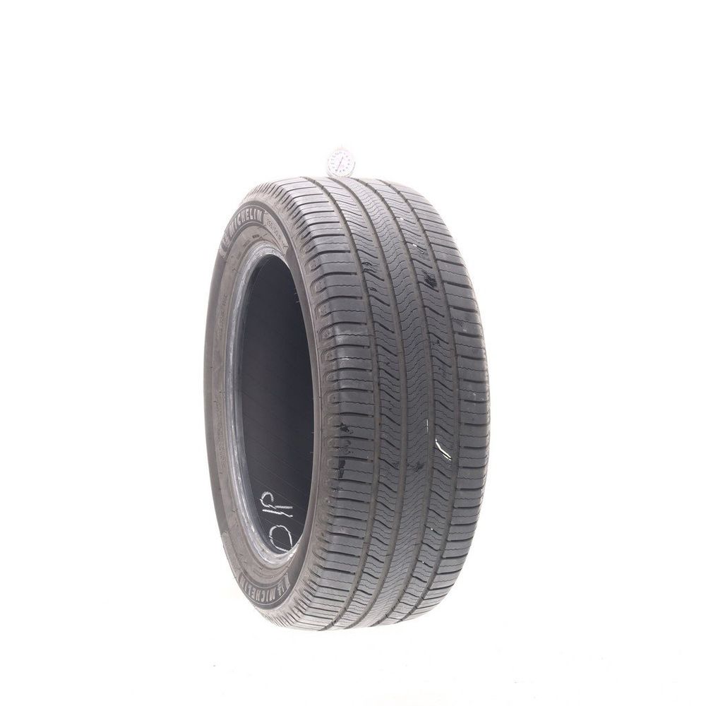 Set of (2) Used 255/50R19 Michelin Defender 2 107H - 7.5/32 - Image 1