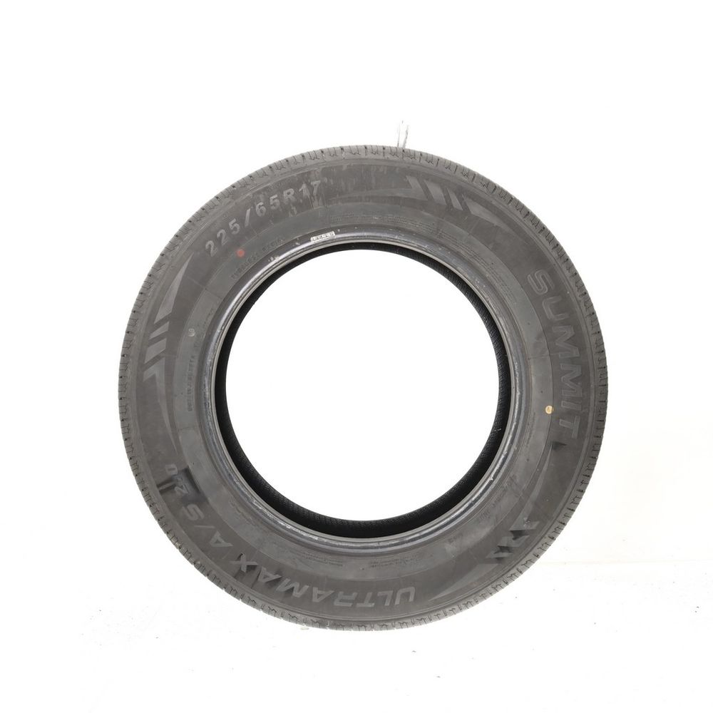 Set of (2) Used 225/65R17 Summit Ultramax A/S 2.0 102T - 6.5-7.5/32 - Image 6