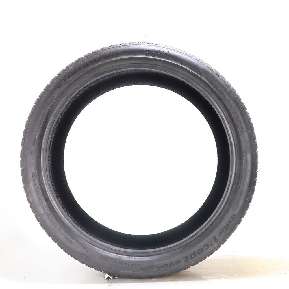 Used 295/35R23 Hankook Winter iCept evo2 SUV AO 108W - 7.5/32 - Image 3