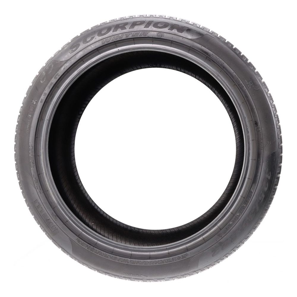 Set of (2) Used 325/35R22 Pirelli Scorpion Winter MO1 114V - 5.5-6.5/32 - Image 3