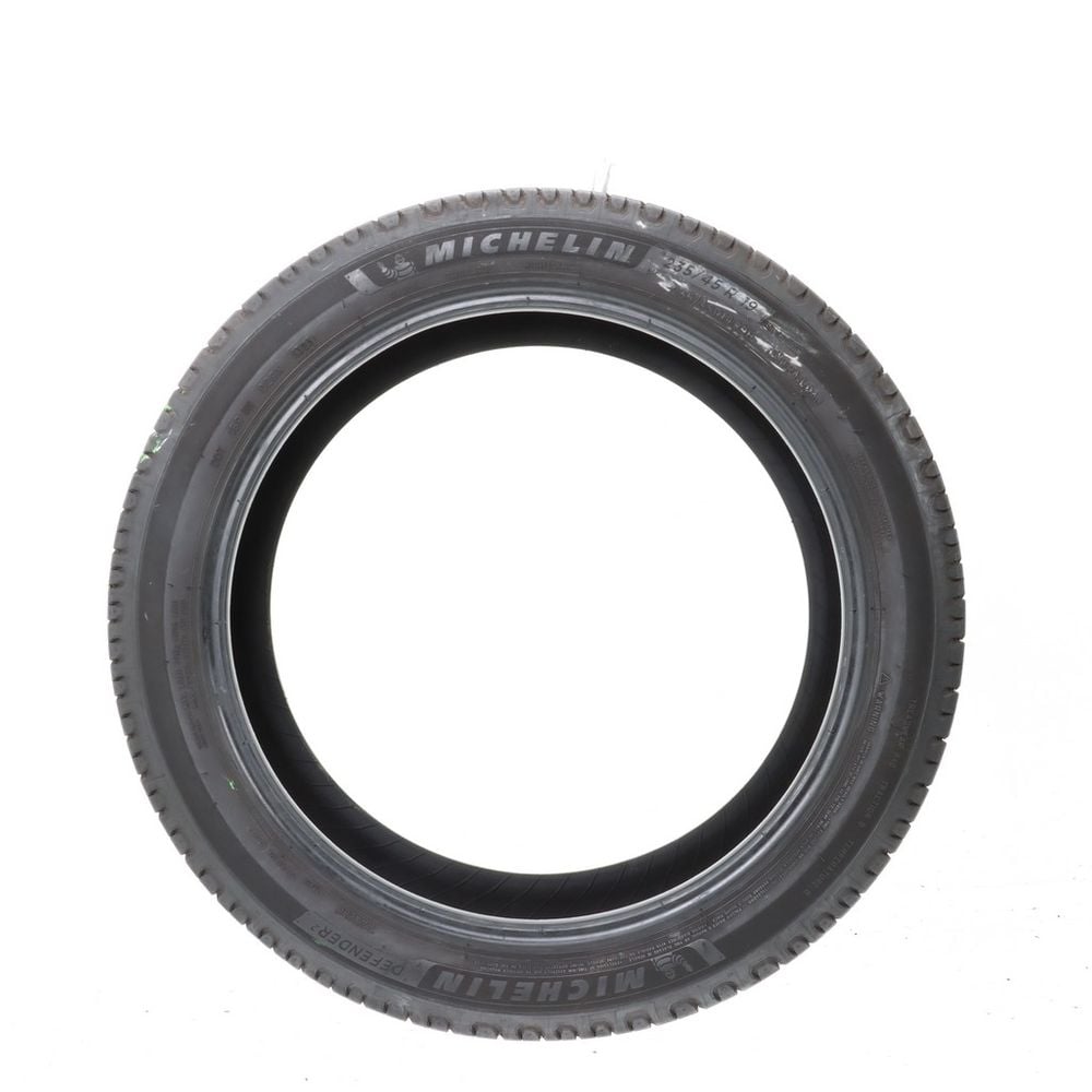Set of (2) Used 235/45R19 Michelin Defender 2 99H - 8.5/32 - Image 3