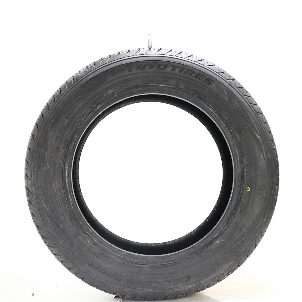 Set of (2) Used 235/60R18 Toyo Celsius Sport 107V - 9.5-10/32 - Image 3