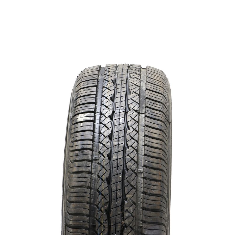 Set of (2) Driven Once 235/65R17 Kumho Solus KR21 103T - 10.5/32 - Image 2