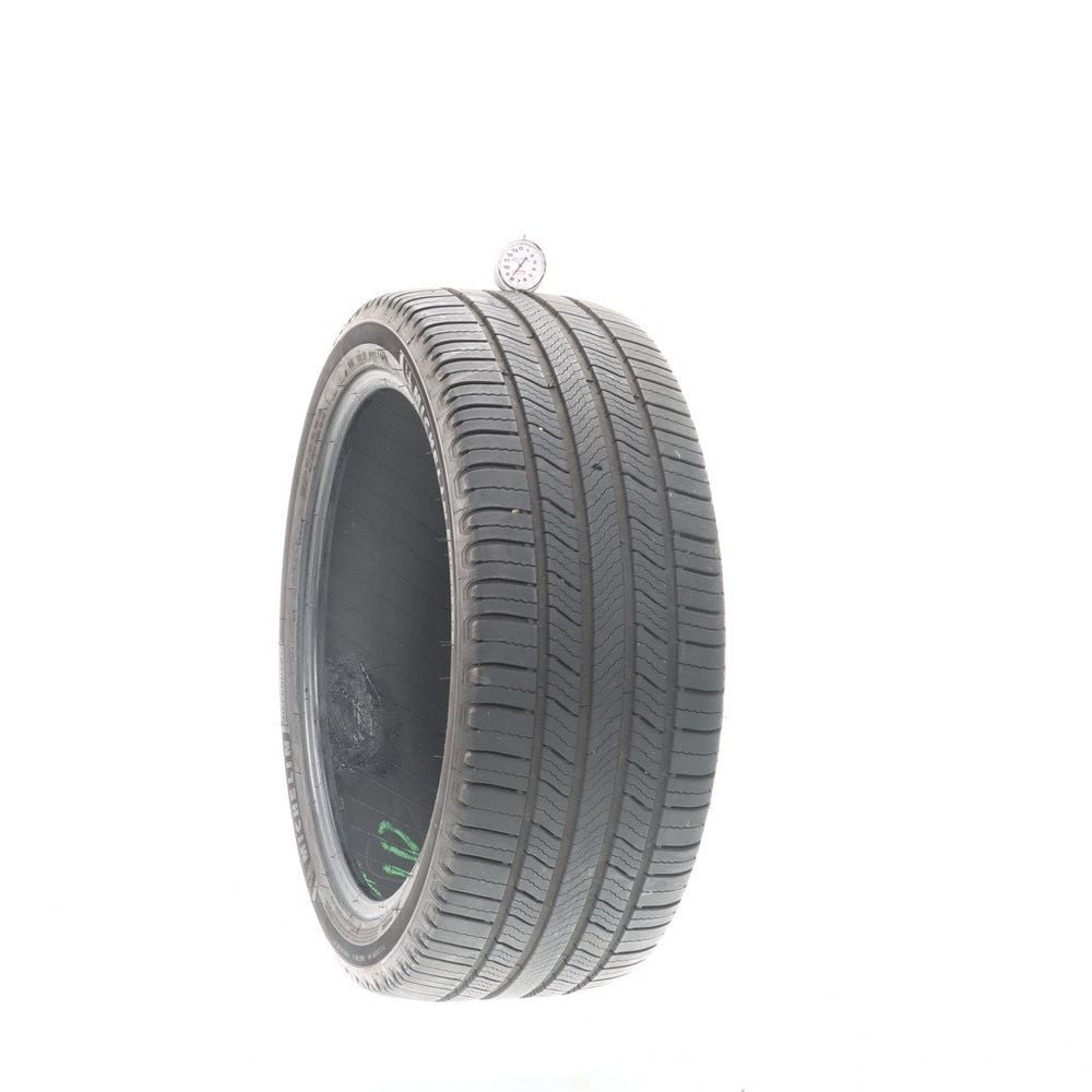 Set of (2) Used 235/40R19 Michelin Defender 2 96V - 8-8.5/32 - Image 1