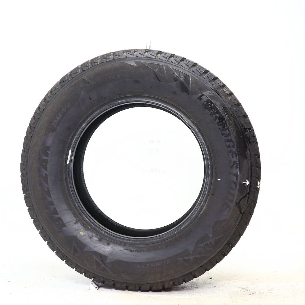 Used 235/70R16 Bridgestone Blizzak DM-V2 106S - 10.5/32 - Image 3