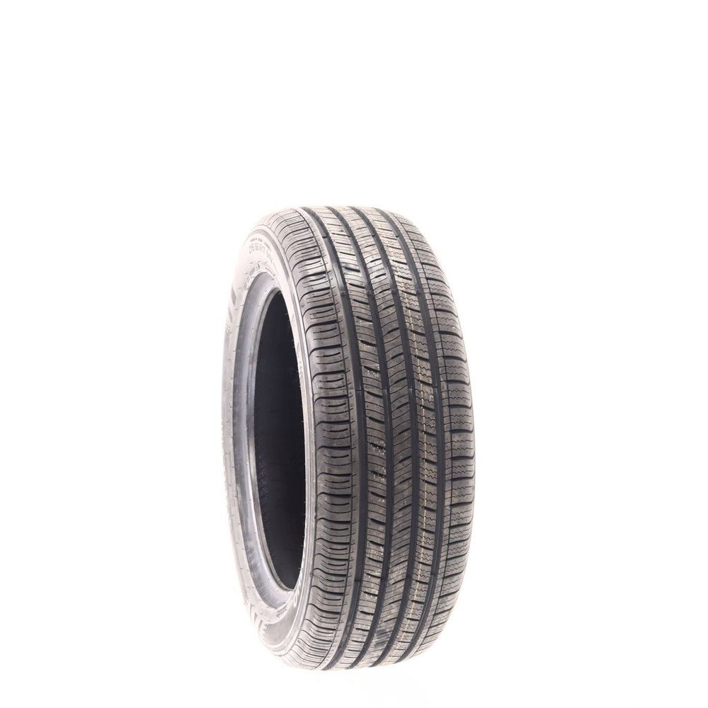 New 215/55R17 Kumho Solus TA11 94V - Image 1