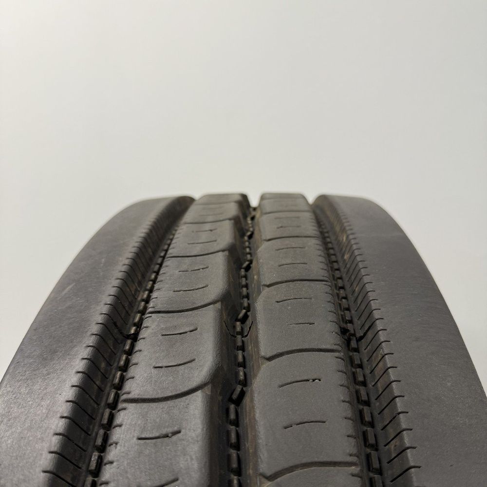 Used 11R24.5 Roadmaster RM234 EM 149/146L - 21/32 - Image 2