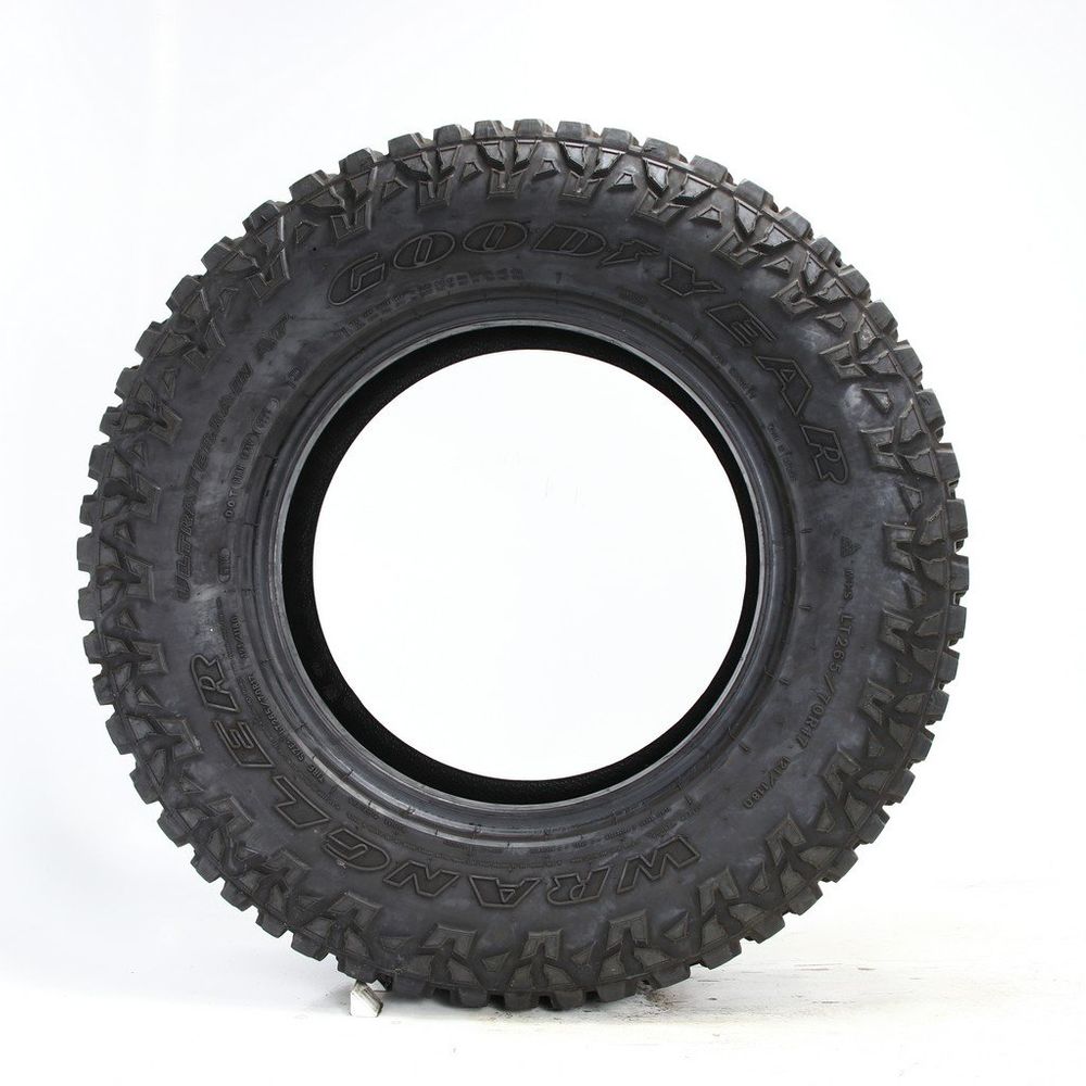 Set of (2) Used LT 265/70R17 Goodyear Wrangler Ultra Terrain AT 121/118Q E - 14-14.5/32 - Image 6