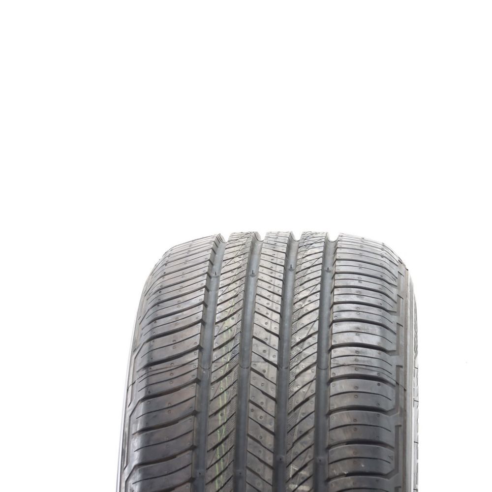 New 245/65R17 Kumho Crugen HP71 107V - Image 2