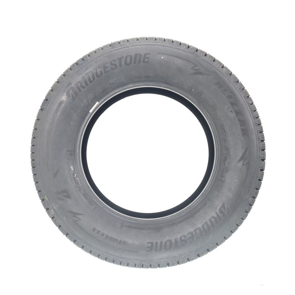 New LT 275/65R18 Bridgestone Blizzak LT 123/120R E - Image 3