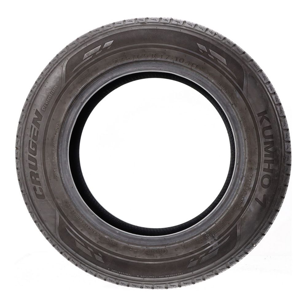 Used 235/65R17 Kumho Crugen Premium 104H - 5.5/32 - Image 3