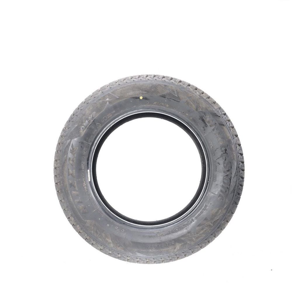 Used 215/70R17 Bridgestone Blizzak DM-V2 101S - 12/32 - Image 3