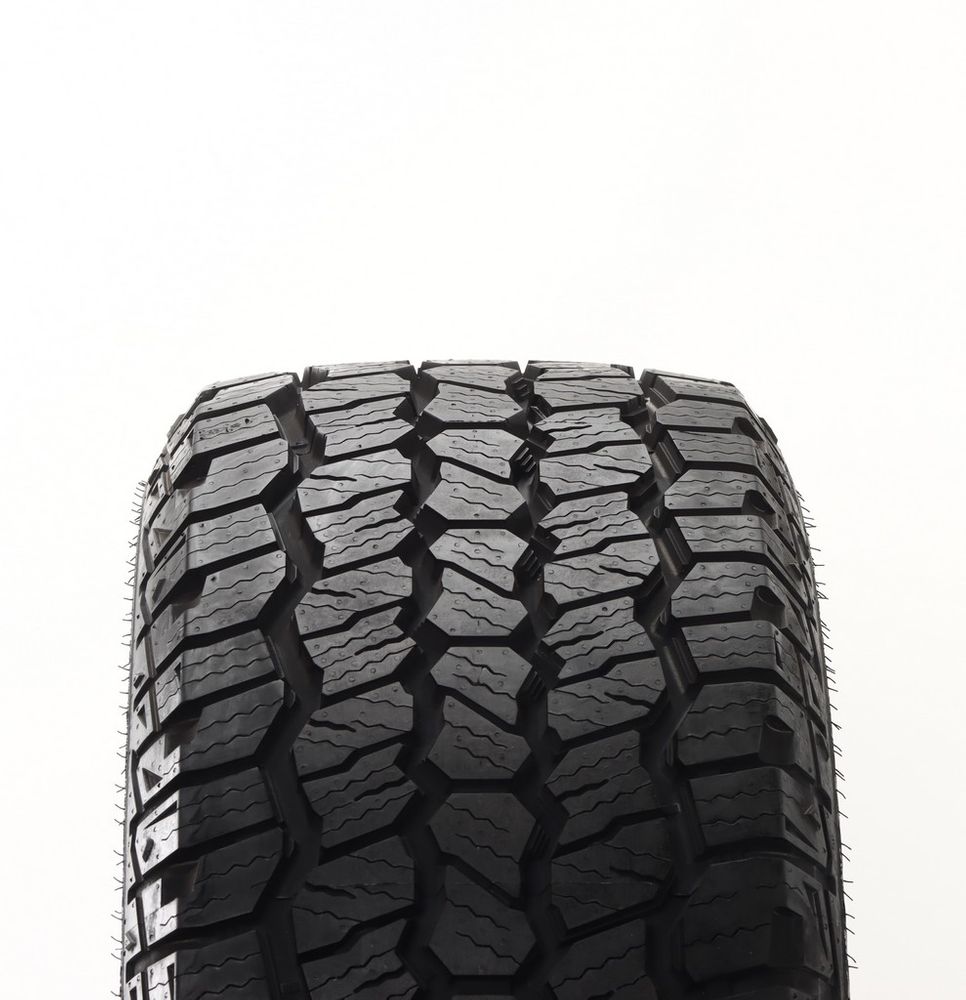 Set of (2) New LT 295/55R20 Vredestein Pinza AT 123/120R E - Image 2