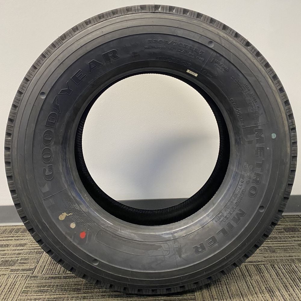 Set of (4) New 305/70R22.5 Goodyear Metro Miler G152 Unisteel 150/148G H - Image 3