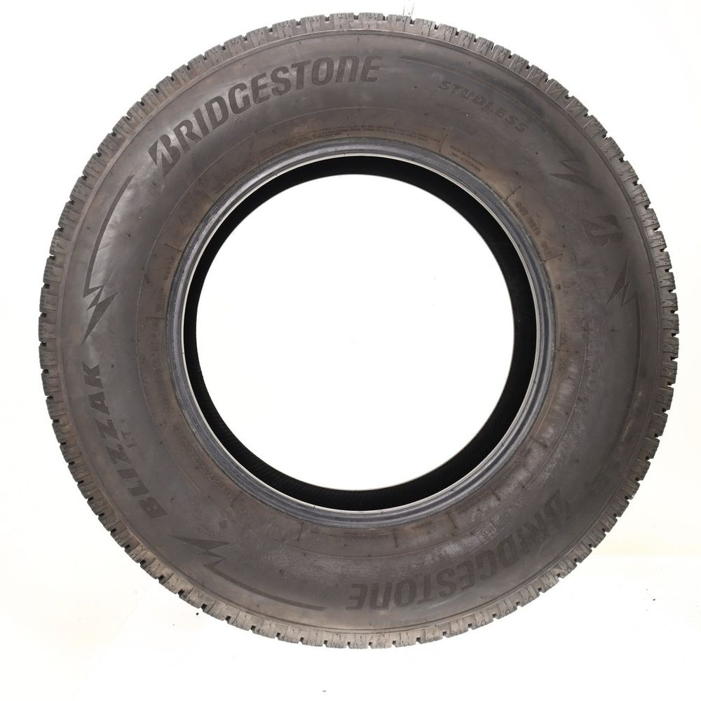 Used LT 275/70R18 Bridgestone Blizzak LT 125/122R E - 7.5/32 - Image 3