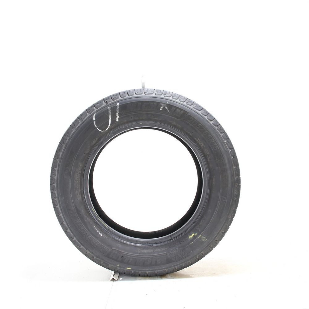Used 205/65R15 Michelin Defender T+H 94H - 6.5/32 - Image 3