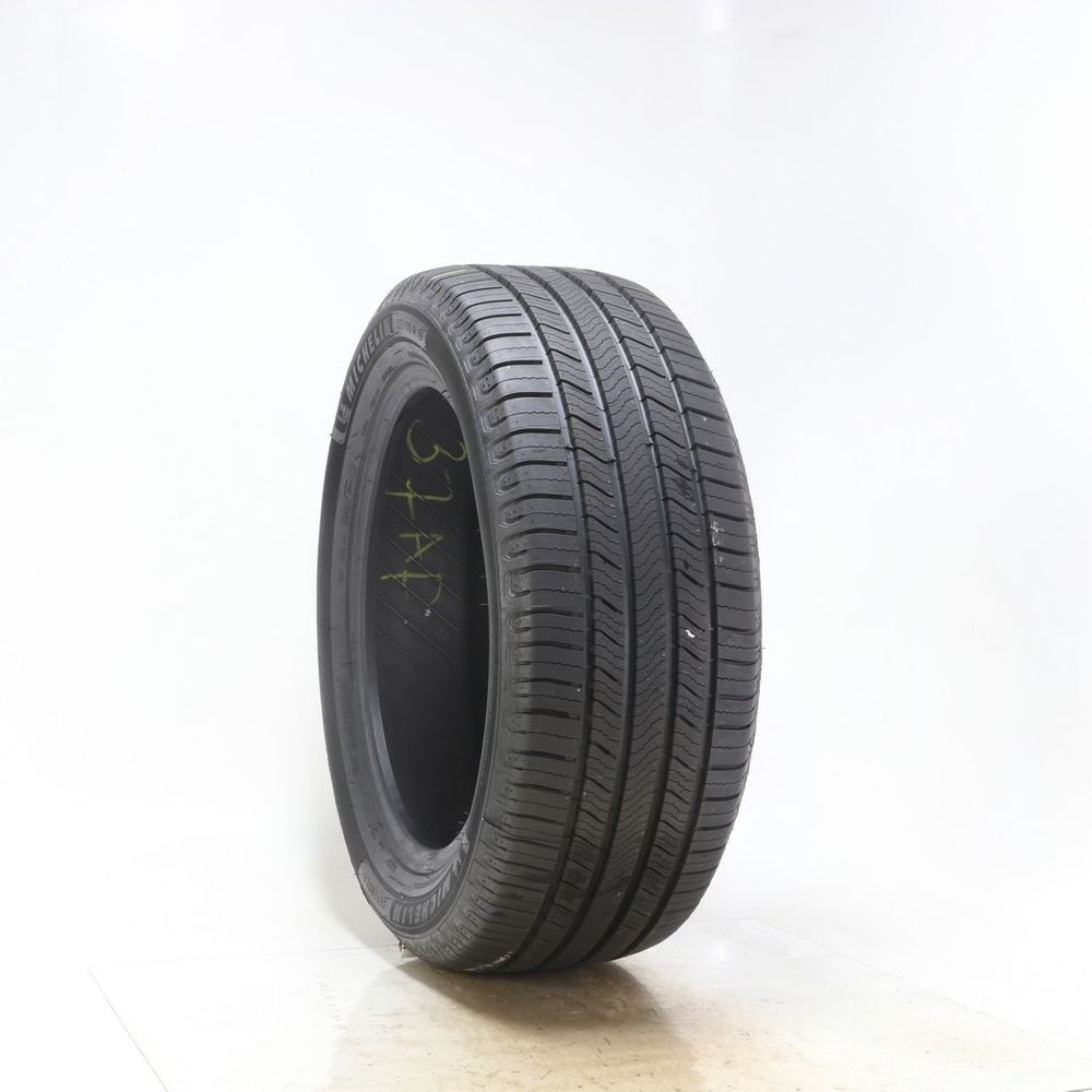 New 255/50R19 Michelin Defender 2 107H - Image 1