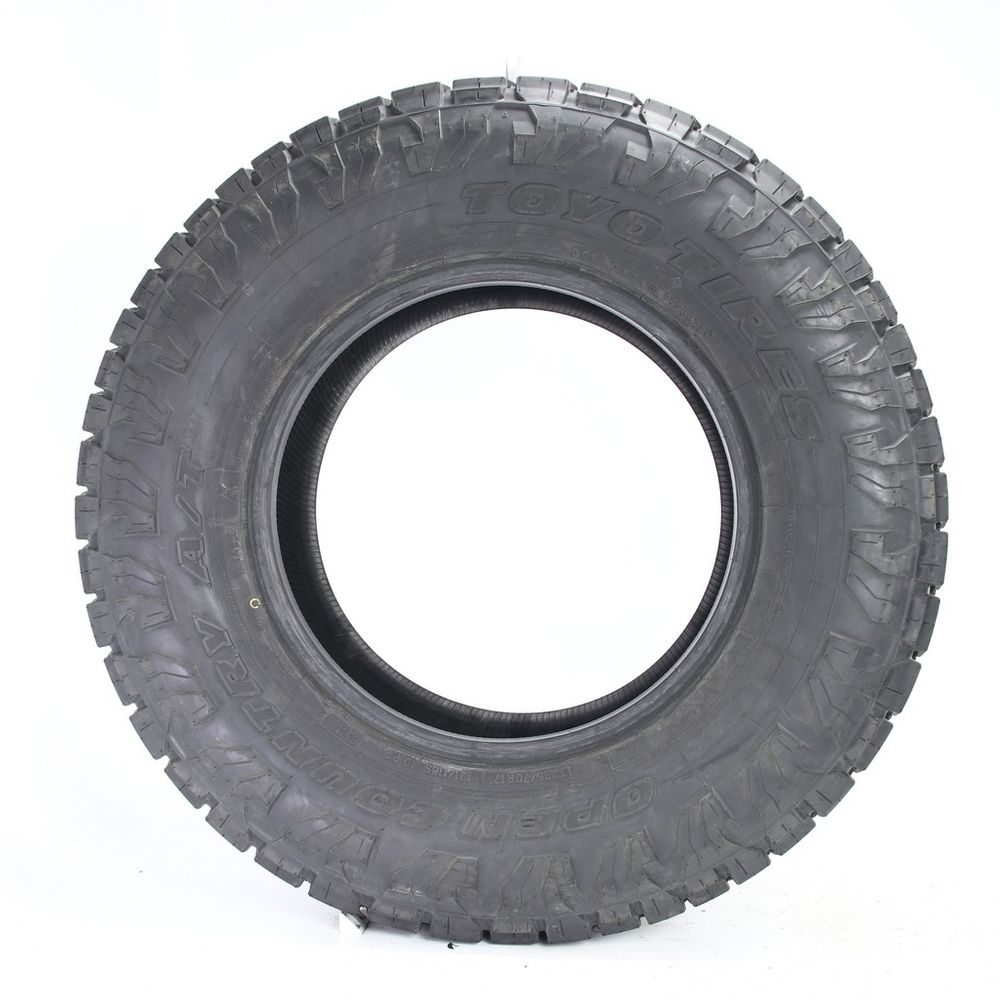 Toyo Open Country A/T III Tire LT285/70R/17 121/118S E/10 TL main image 0