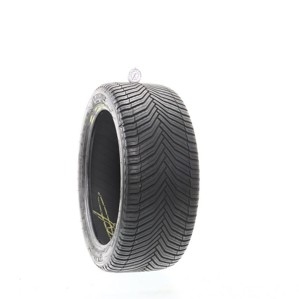 Set of (2) Used 255/40R19 Michelin CrossClimate 2 100V - 8-9.5/32 - Image 1