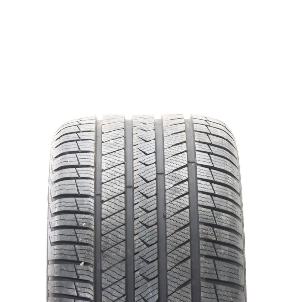 New 255/35R18 Vredestein Quatrac Pro + 94Y - Image 2