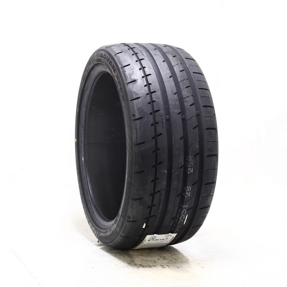 Set of (4) New 275/35R19 Yokohama Advan Apex V601 100Y - 9/32 - Image 1