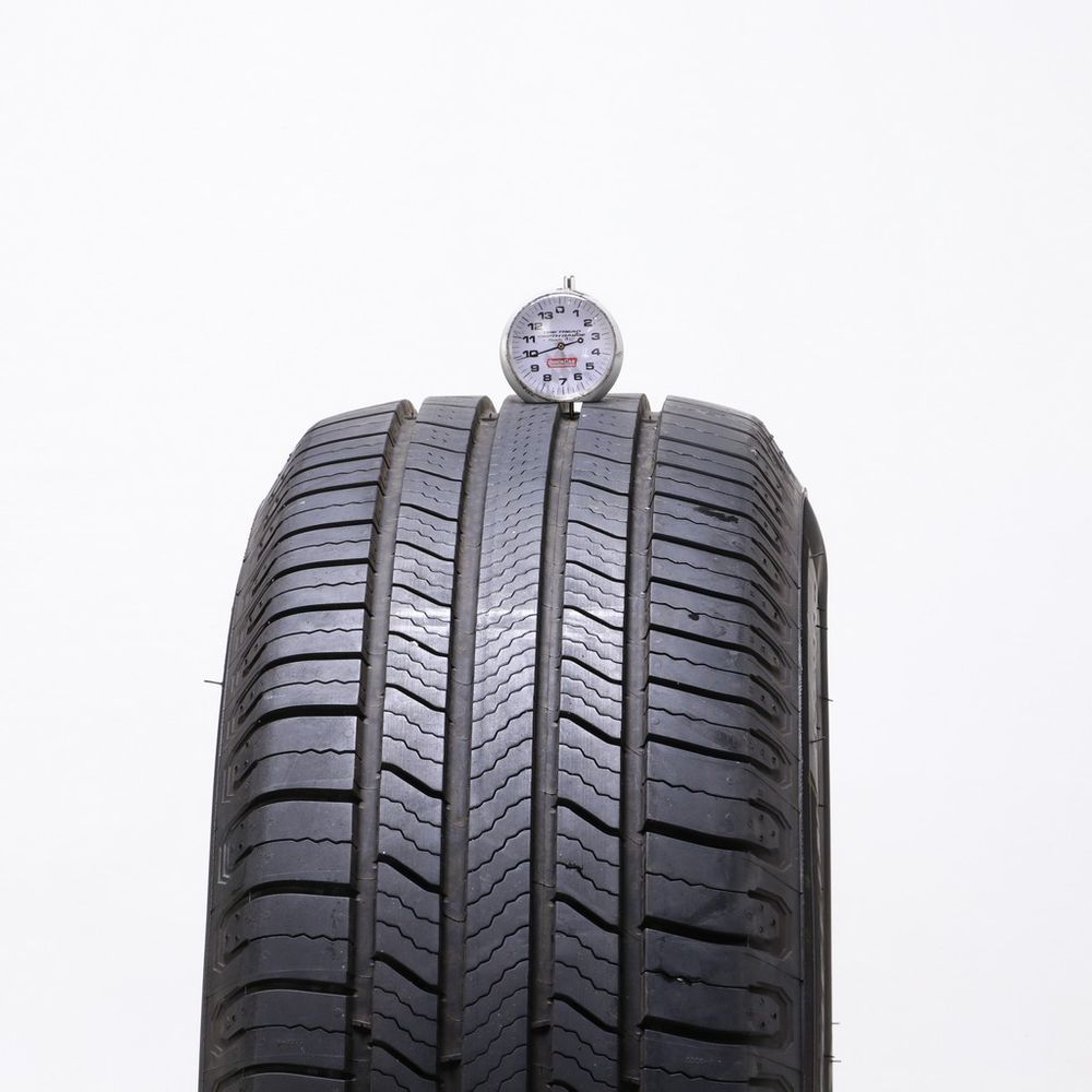 Used 235/60R17 Michelin Defender 2 102H - 9.5/32 - Image 2