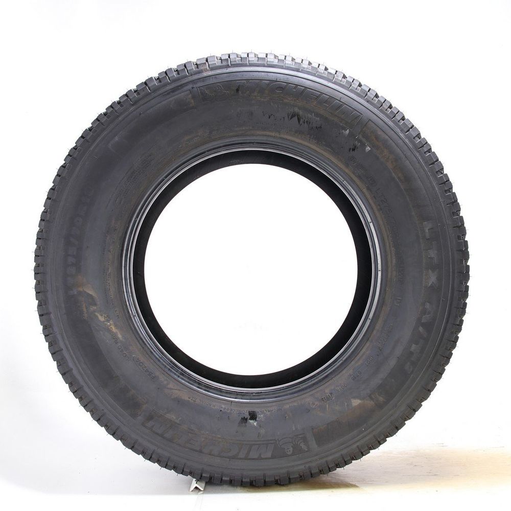 Set of (2) Used LT 275/70R18 Michelin LTX A/T2 125/122R E - 15-15.5/32 - Image 3
