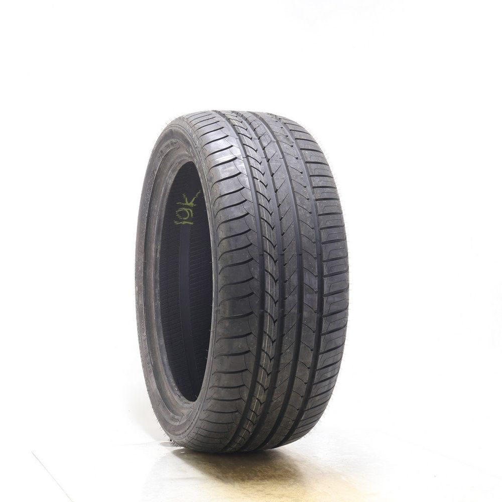 Set of (2) Driven Once 255/40R19 Goodyear EfficientGrip Run Flat 100Y - 9/32 - Image 1