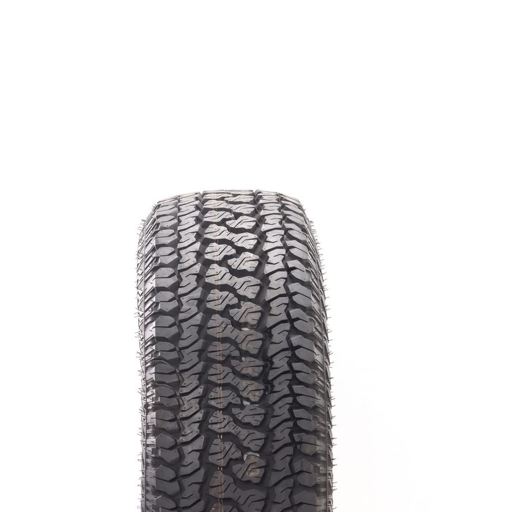 New 245/70R16 Kumho Road Venture AT51 111T - Image 2